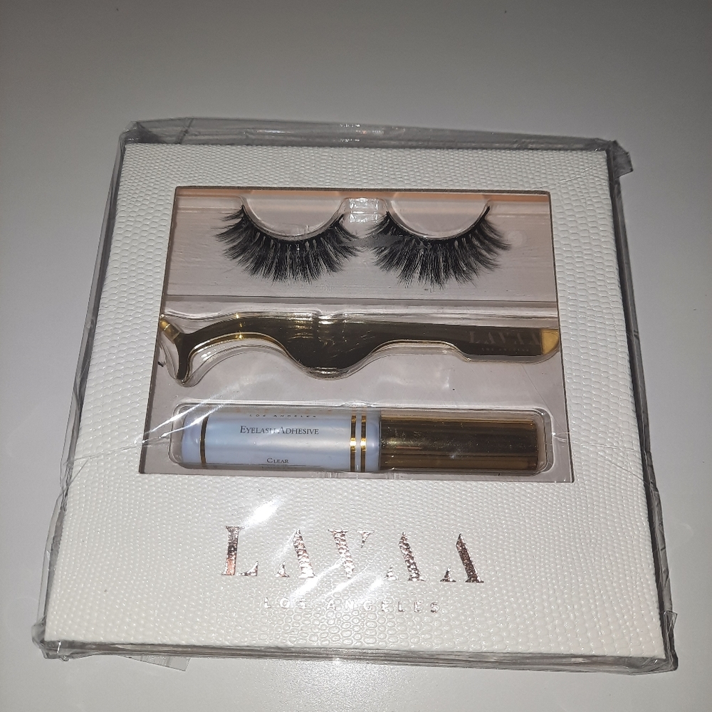 LAVAA Eyelashes Set